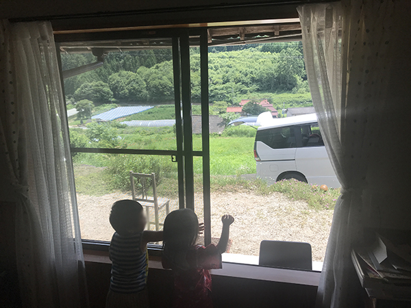 å­ä¾å±å